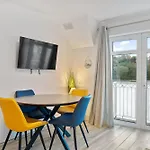 9 Rushbrooke County Cork *