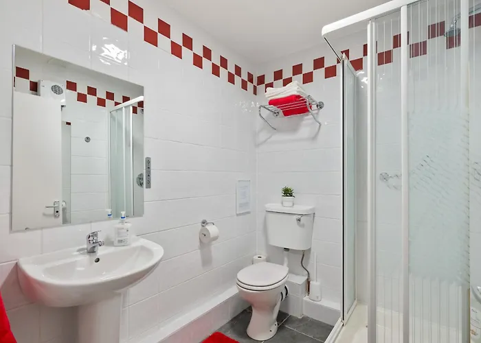 9 Rushbrooke County Cork *